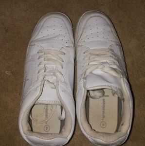 Comfortable Tennis Shoes